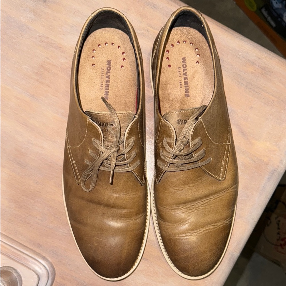 Wolverine Brown Leather Oxfords with Minimalist Design